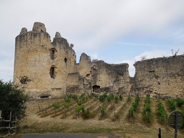 Château de Saint-Germain-de-Confolens chateau. | Charente | Blipfoto